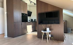 G10 Apartments